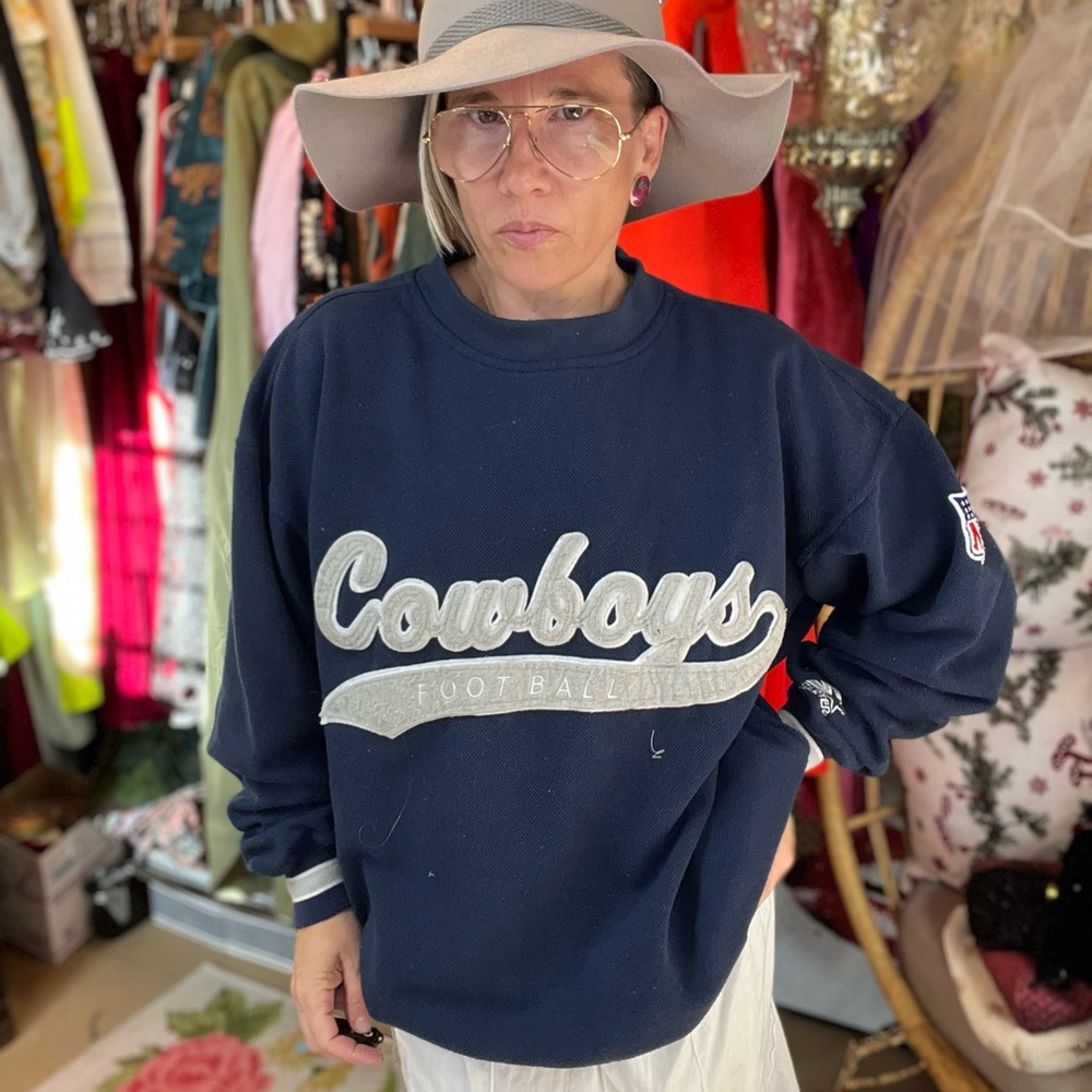 Vintage 90’s NFL Dallas Cowboys Football Sweatshirt With Varsity Letters Pockets
